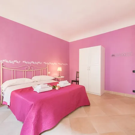Apartment Colorful Sant'ambrogio